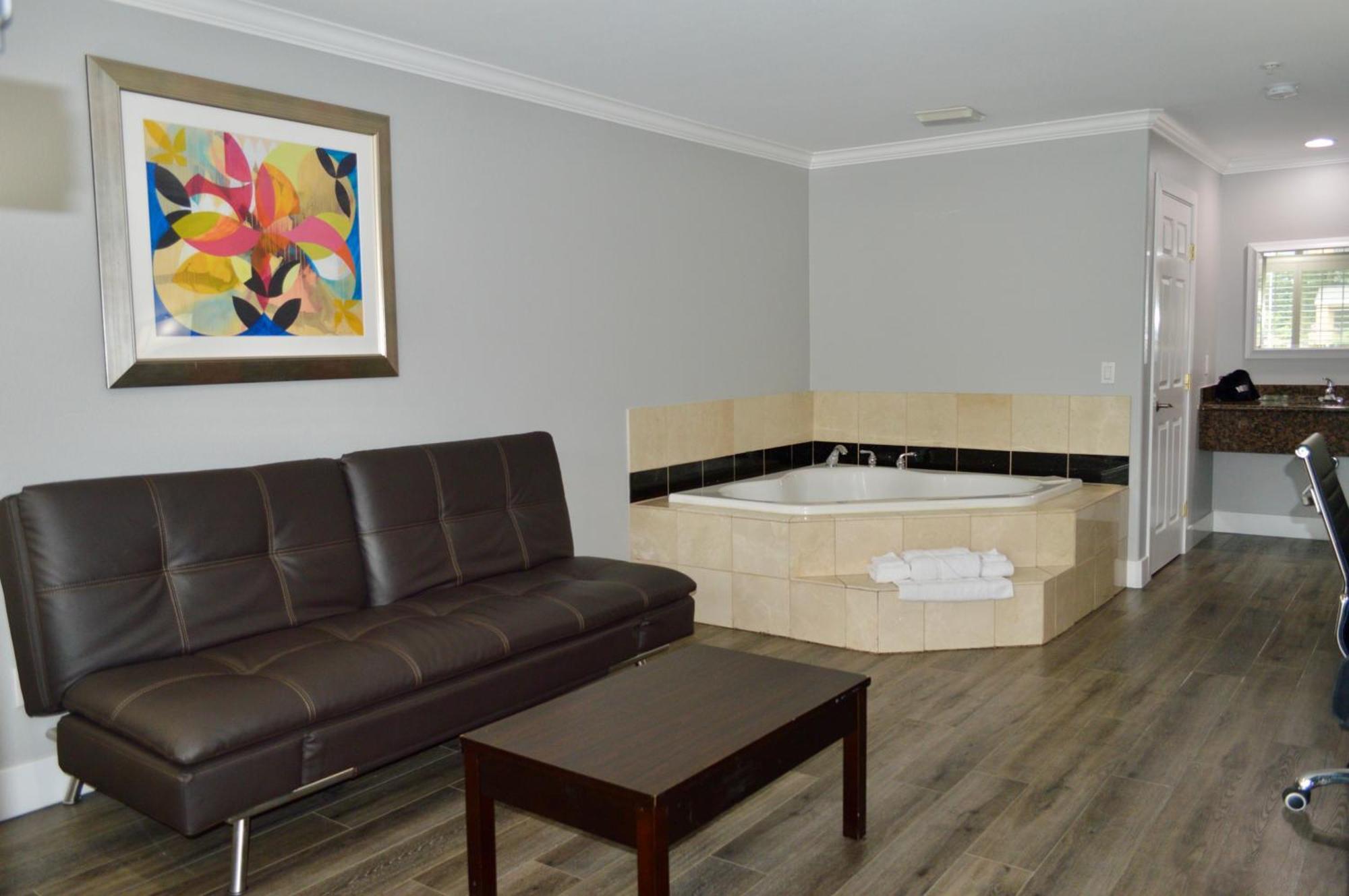 Fairview & Motel 2*