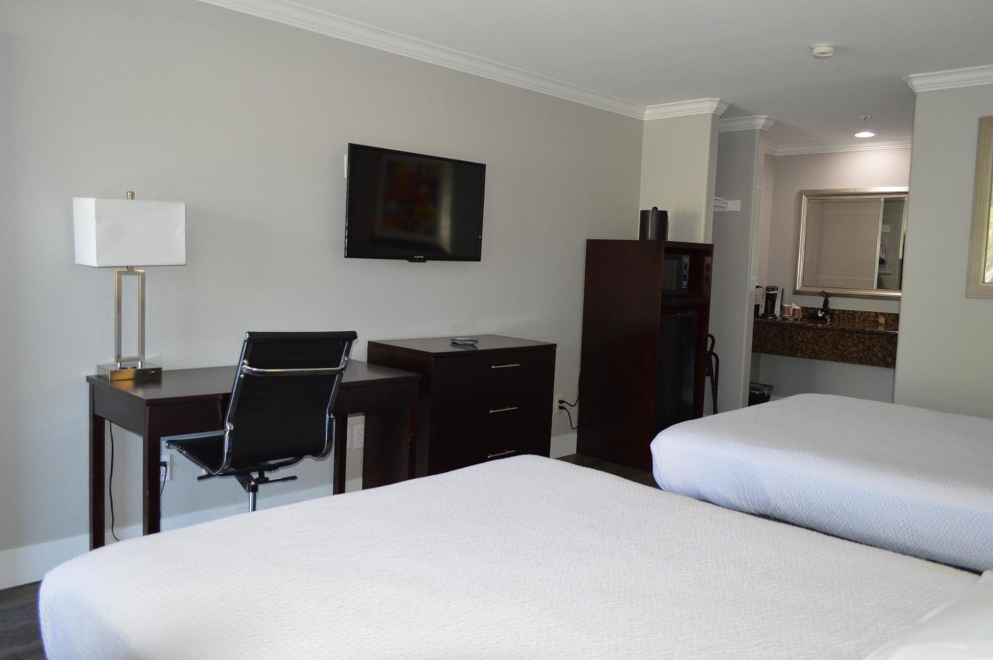 Fairview & Motel 2*