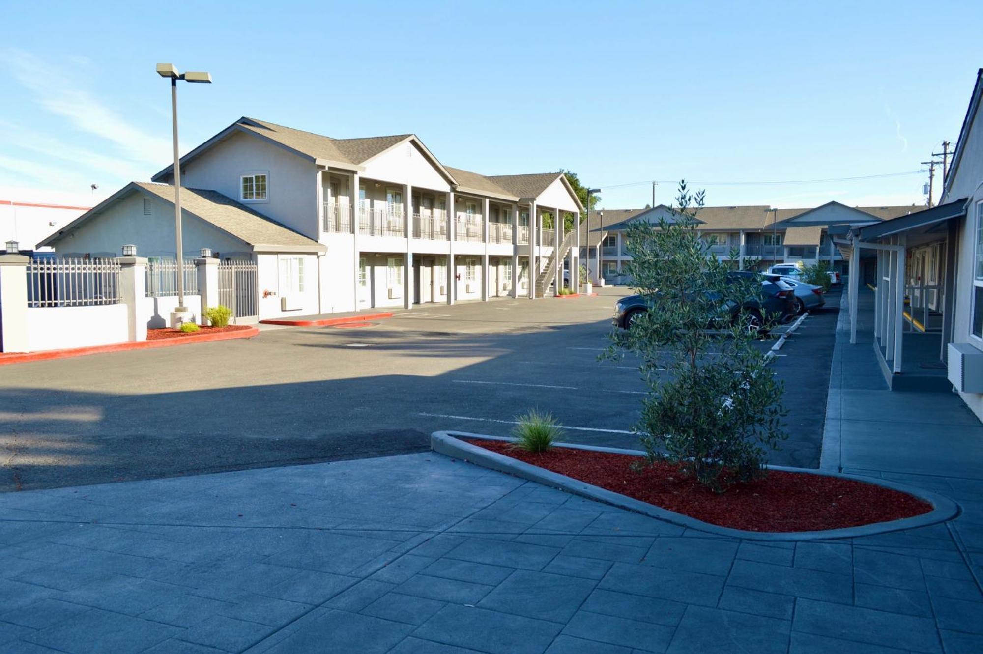 Fairview & Motel Healdsburg